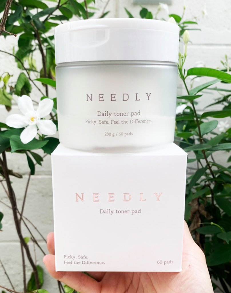 NEEDLY DAILY TONER PAD (จำนวน 60 แผ่น) ปริมาณสุทธิ 280 กรัม แผ่นโทนเนอร์เช็ดหน้า