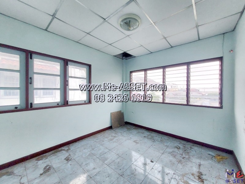 ขายทาวน์เฮ้าส์ หลังมุม ย่าน คูคต ลำลูกกา คลอง2 เสมาฟ้าคราม : ม.บ้านปลื้ม 1 / Ban Pluem 1 : 2 ชั้น 19 ตร.วา