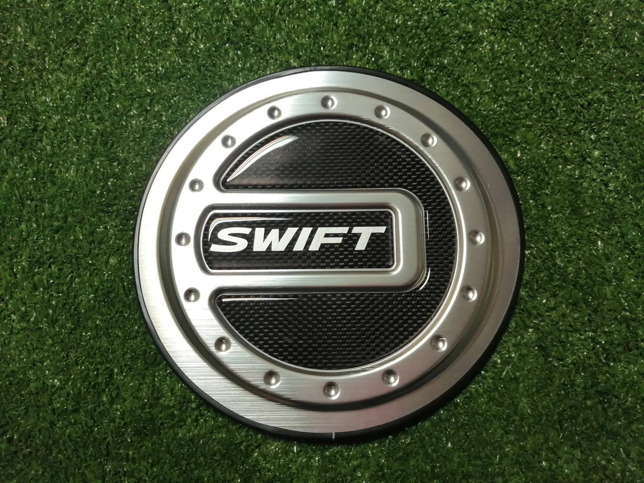 ครอบฝาถังน้ำมันญี่ปุ่นแท้ Swift