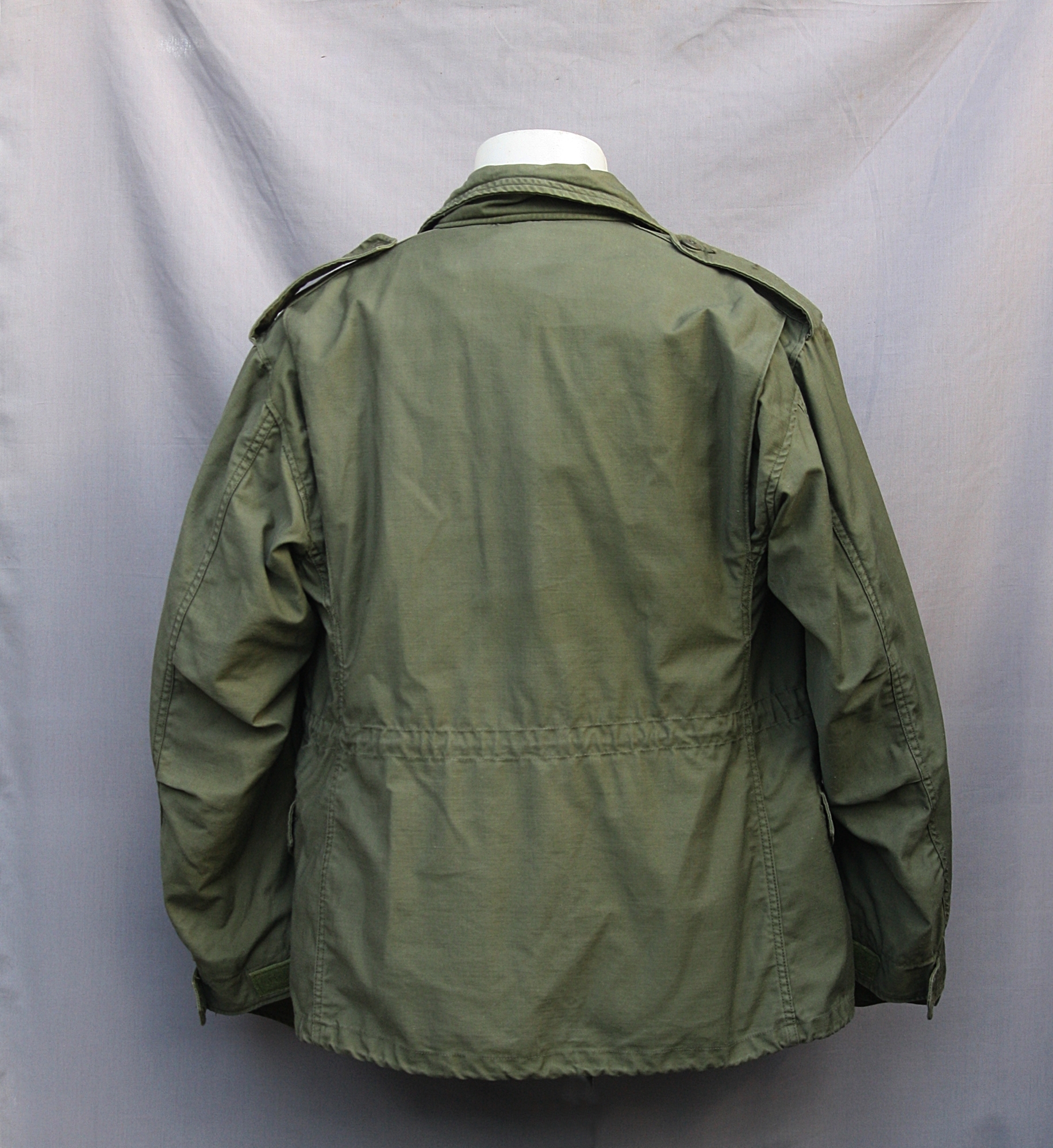 M65 เสื้อทหารสหรัฐ Medium Short