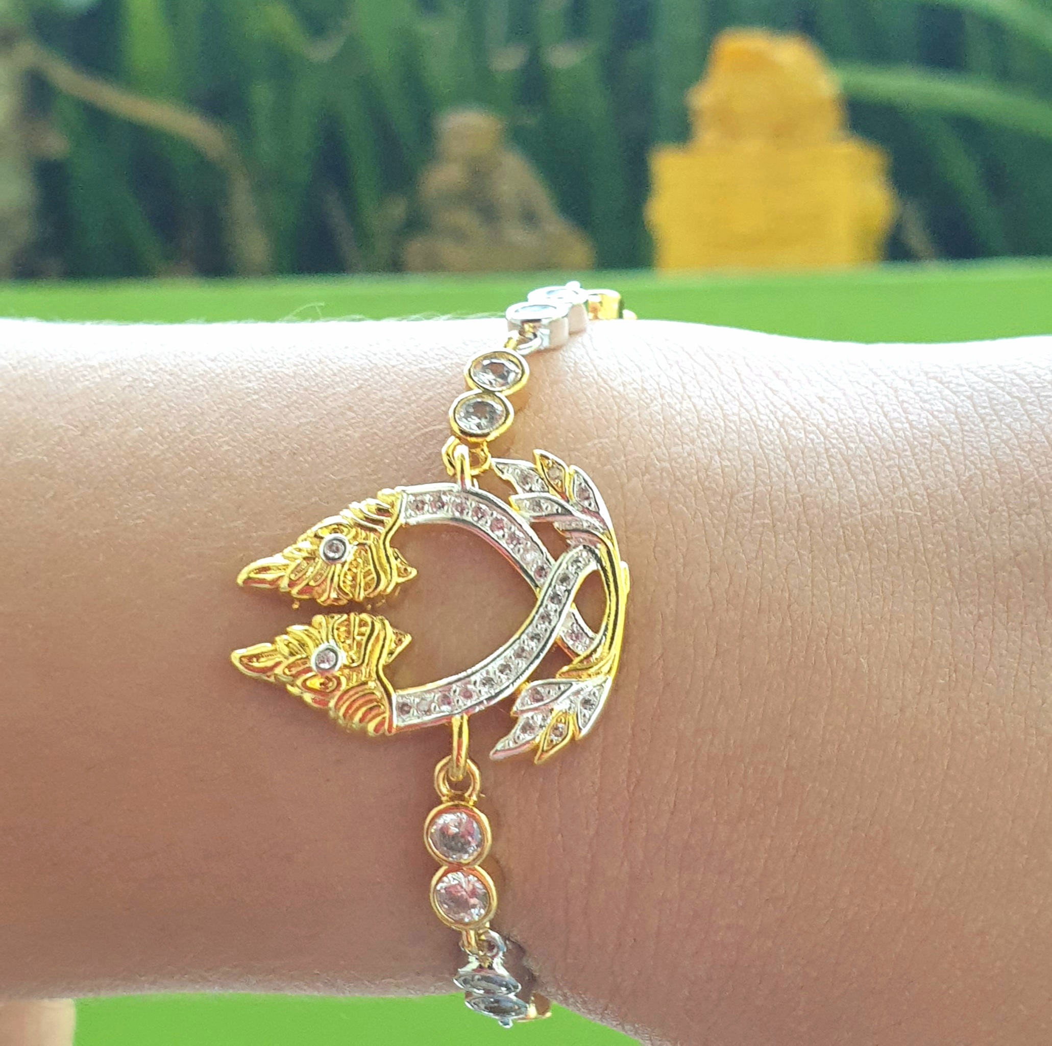 สร้อยข้อมือ นาคเกี้ยว เกี่ยวรัก ฝังเพชร สุดยอดเครื่องรางเสริมดวงเรื่องของความรัก ปรัปขนาดได้ พญานาค