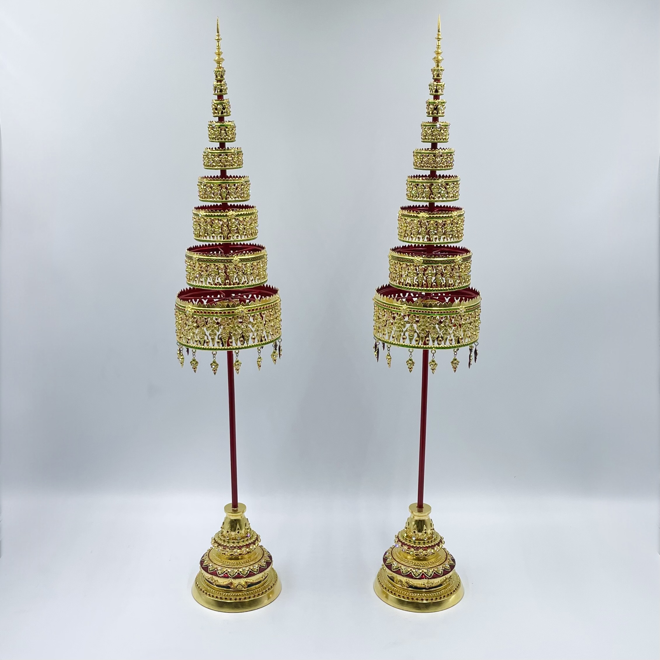 ฉัตรทอง 9 ชั้น