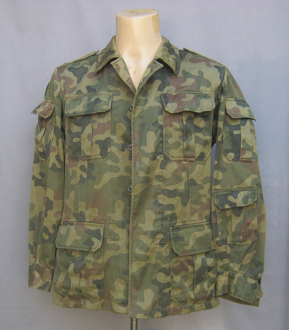 เสื้อทหารประเทศ โปแลนด์