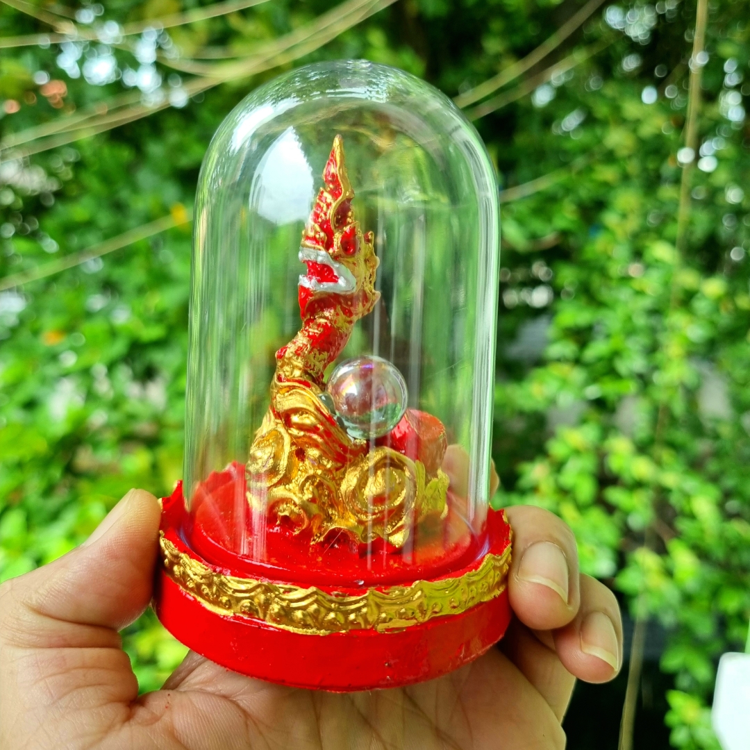 ครอบแก้ว พญานาค พร้อมลูกแก้ว เสริมโชคลาภ มี 5 สี เขียว ขาว ทอง แดง ดำบูชาหน้ารถ โต๊ะทำงาน ในร้านค้า หิ้ง +แถมฟรีผ้ายันต์ สำเนา