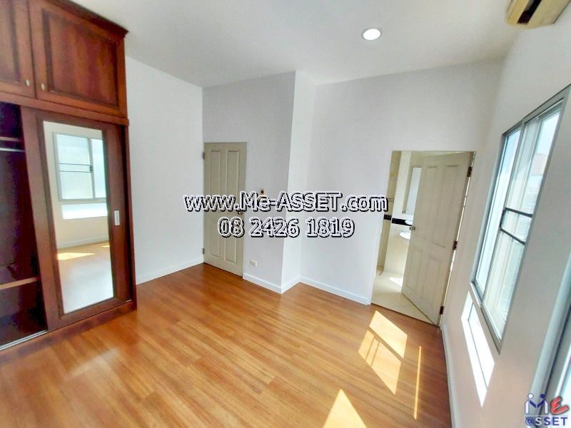 ขายทาวน์โฮมใกล้รถไฟฟ้า โซนอ่อนนุช พระโขนง เชื่อมสุขุมวิท พัฒนาการ ใกล้รถไฟฟ้าสายสีเหลืองศรีนครินทร์38 พาราไดซพาร์ค เดินทางสะดวกสวนหลวง ศรีนครินทร์ : มบ.บ้านกลางเมืองลูเซิร์น สุขุมวิท อ่อนนุช46 : 3 ชั้น 20.3 ตร.วา