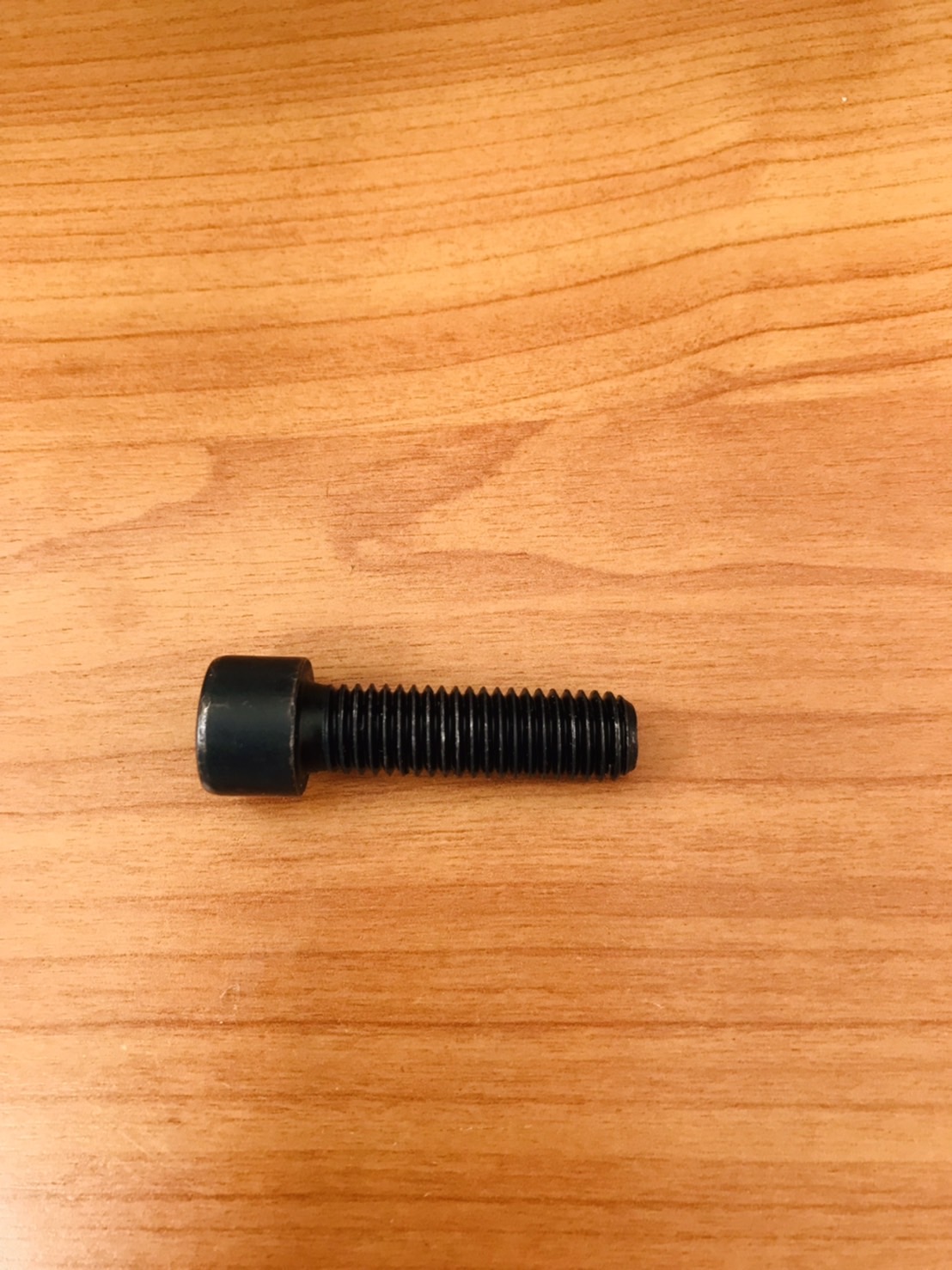 สกรูหัวจมดำ M10 เกลียว 1.5 ยาว 35 มม. (น็อตดำหน้าแปลน) Black Socket Head Screw M10 Thread 1.5 Length 35mm (Black Flange Bolt)#00003