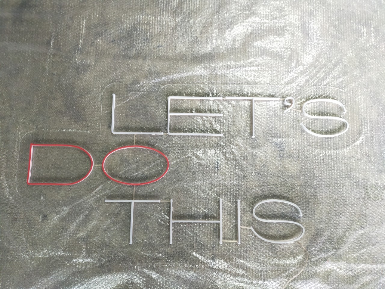 ไฟนีออน เฟค