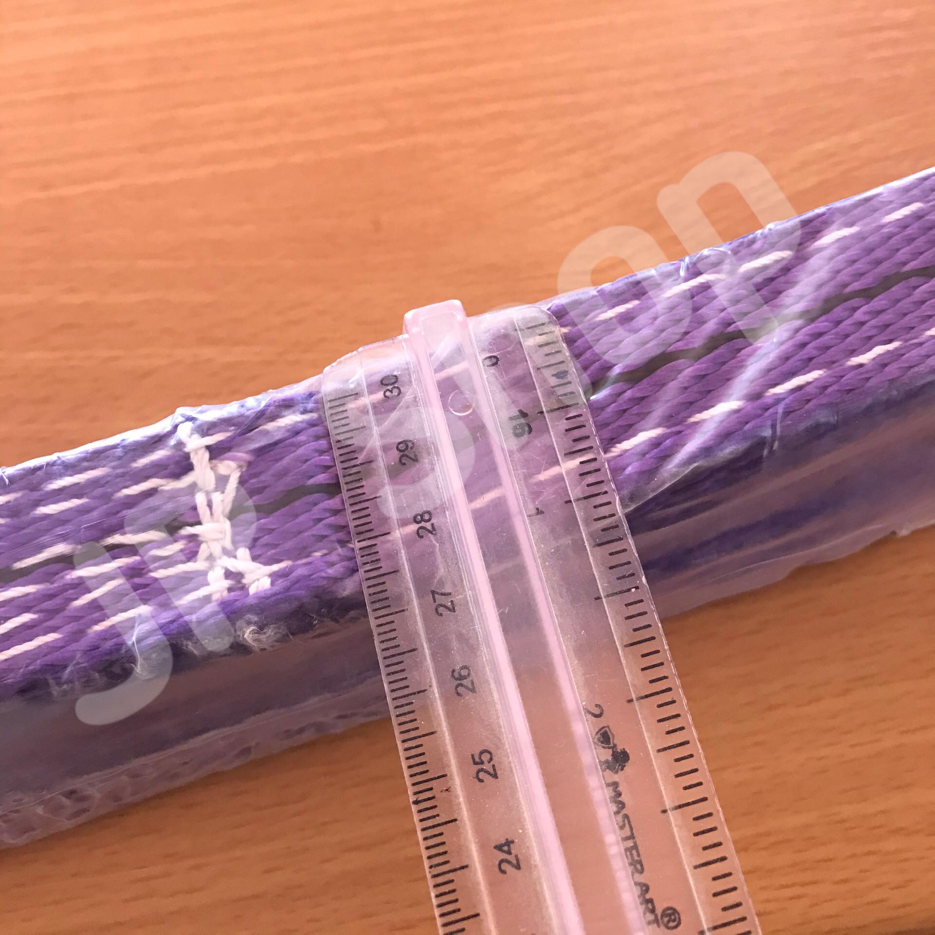 สายพานยกของขนาด 4 เมตร สีม่วง หนา ทนทาน แข็งแรง สายสลิง ยกรถเครน สายยกของ อุปกรณ์ยกของหนักสลิงแบนแขวน สายลาก กว้าง 1 นิ้ว ยาว 4 เมตร ยกได้ 1 ตัน #002900