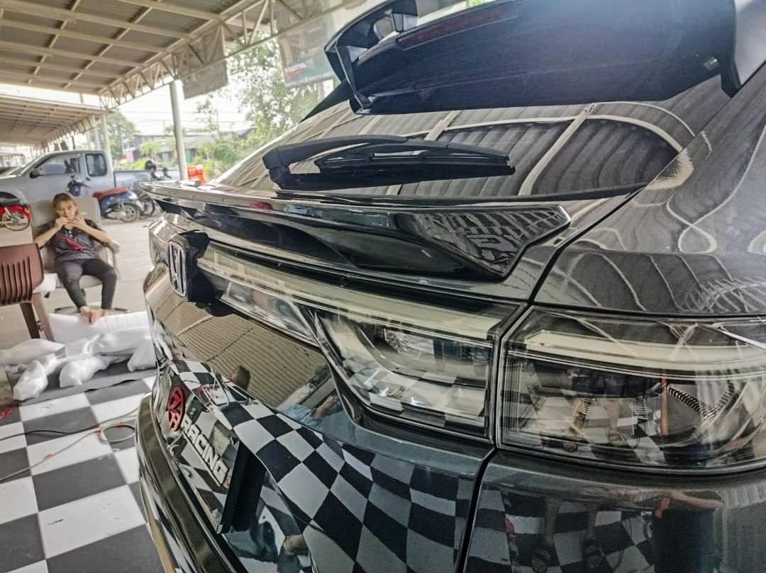 สปอยเลอร์กลาง คาดเอว HR-V e:HEV 2022 รุ่น MUGEN