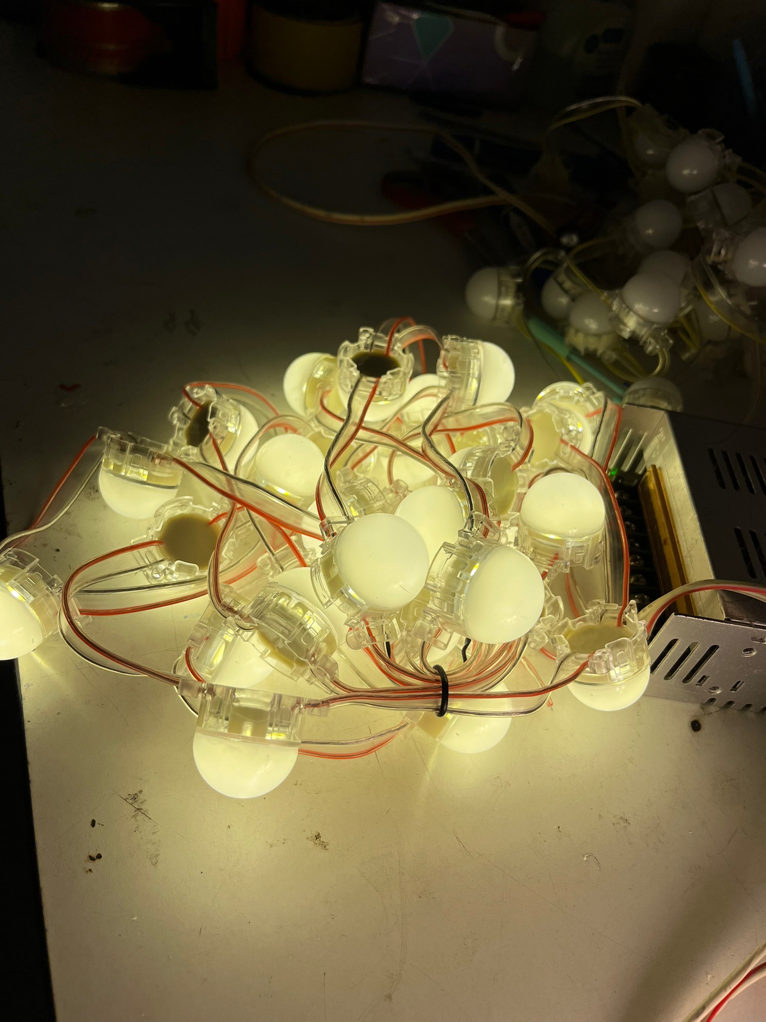 ไฟปิงปอง LED ครึ่งใบ 12v