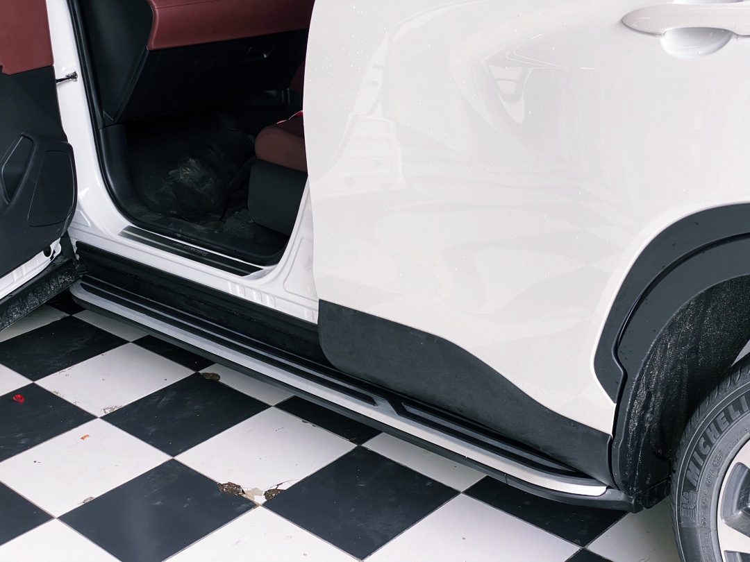 บันไดข้าง Corolla Cross โคโรล่าครอส ตรงรุ่น