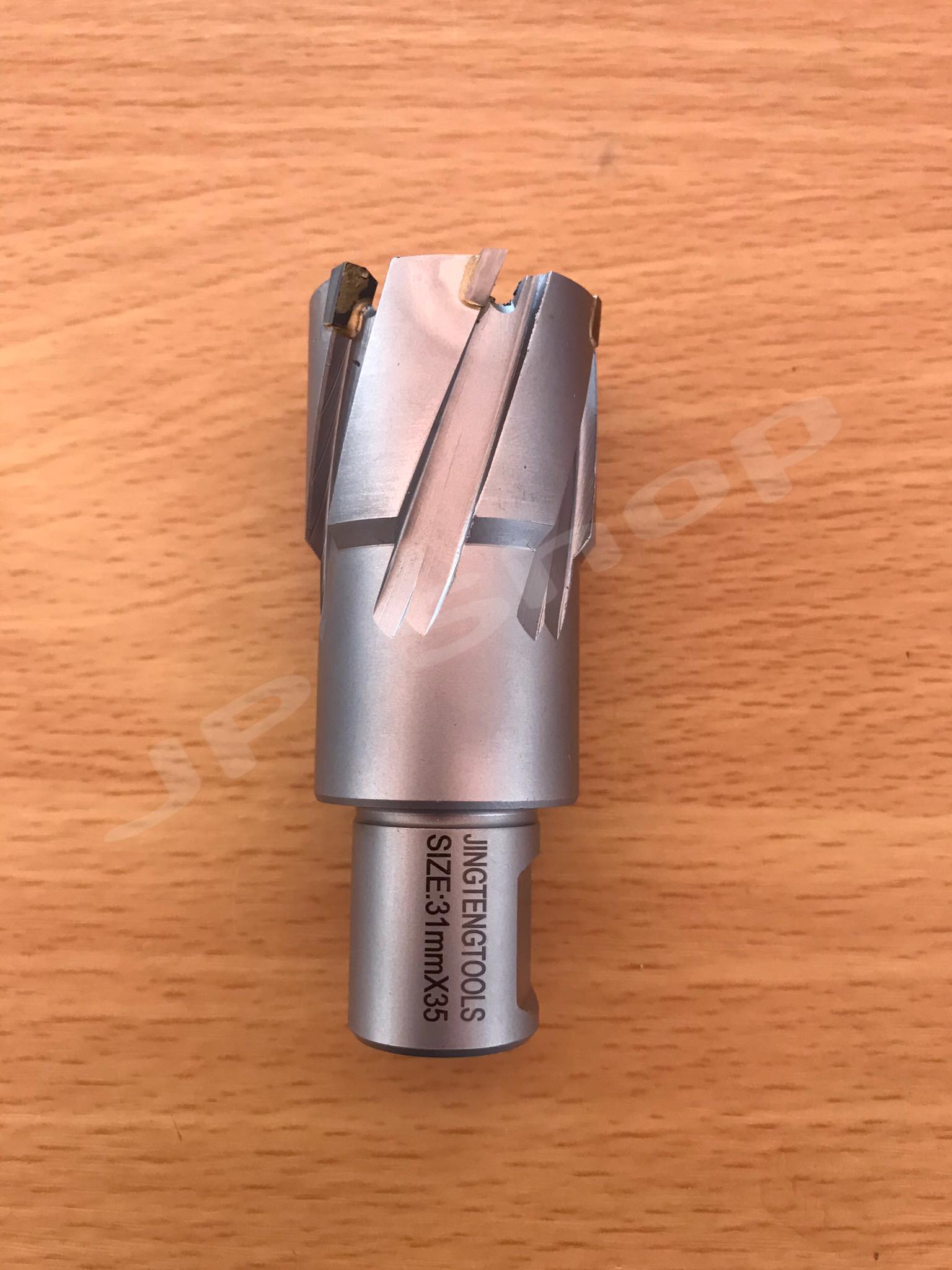 ดอกสว่านเจ็ทบอส แบบโฮลซอว์คาร์ไบสำหรับเจาะเหล็กหนา ด้วยสว่านแม่เหล็กไฟฟ้า ขนาด31*35 มม. #3135