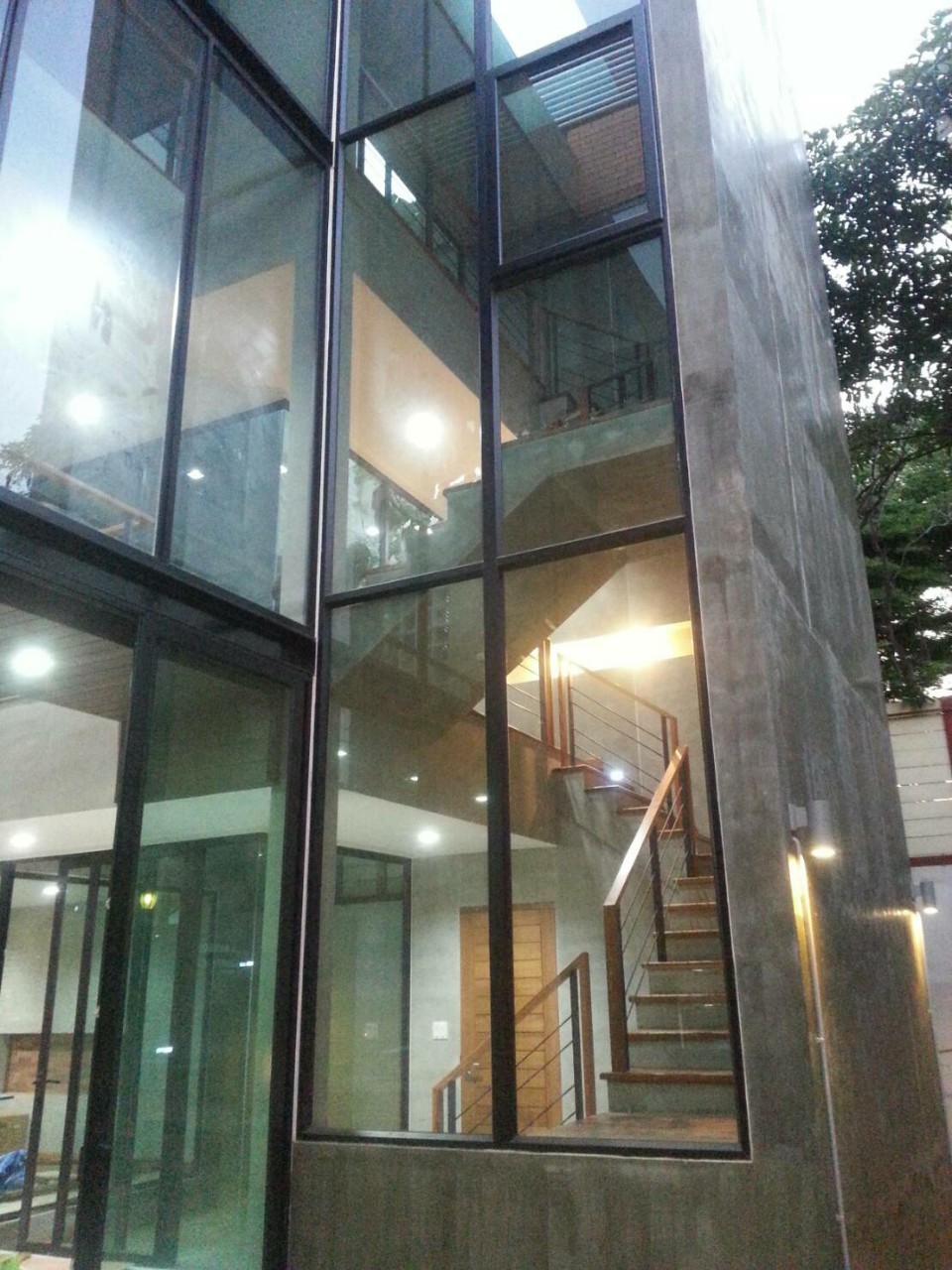 ขายบ้านเดี่ยว 3 ชั้น สไตล์ Tropical Loft ซ.พหลโยธิน 8 (ซ.สายลม) 4 นอน 5 น้ำ สามเสนใน พญาไท