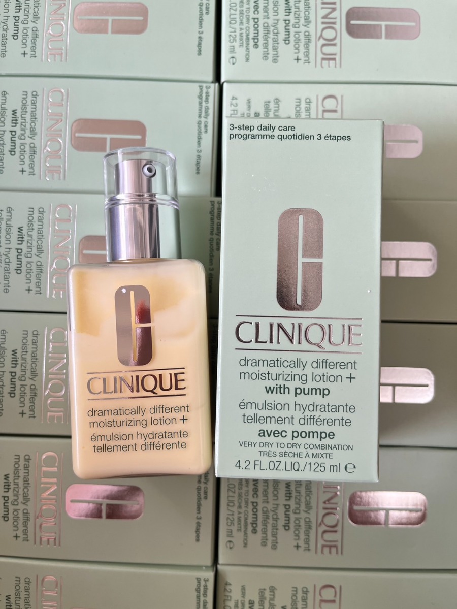 Clinique Dramatically Different Moisturizing Lotion+ 125ml. โลชั่น สำหรับผิวหน้าแห้งถึงผิวผสม