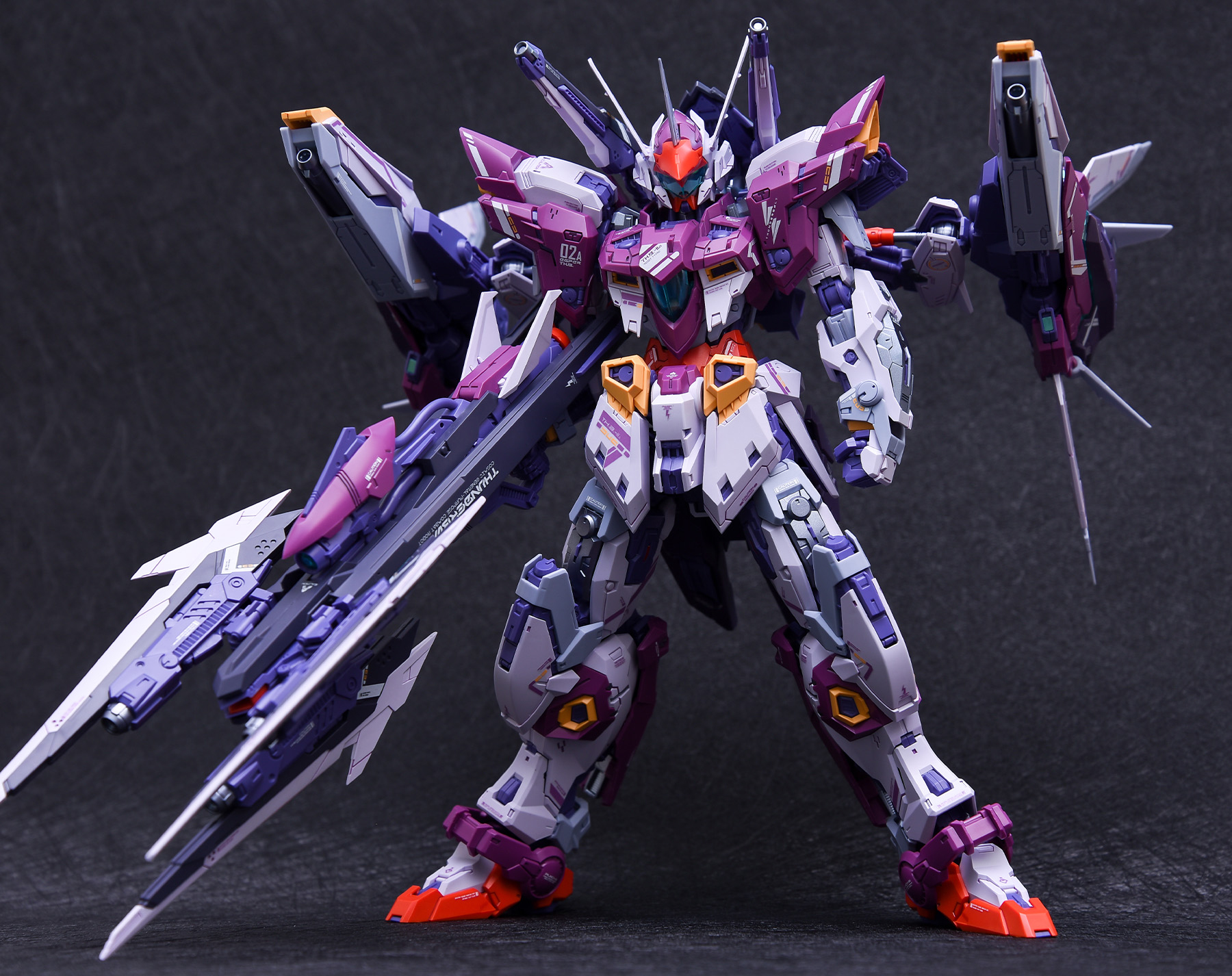 MG 1/100 THUNDERBOLT [INERA+]