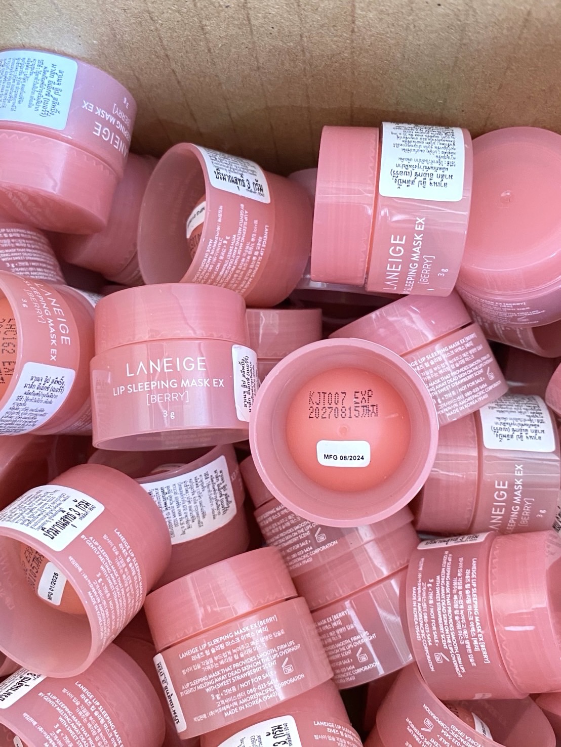 Laneige Lip Sleeping Mask 3g. มาส์กบำรุงริมฝีปาก ขนาดทดลอง (1ตลับ)