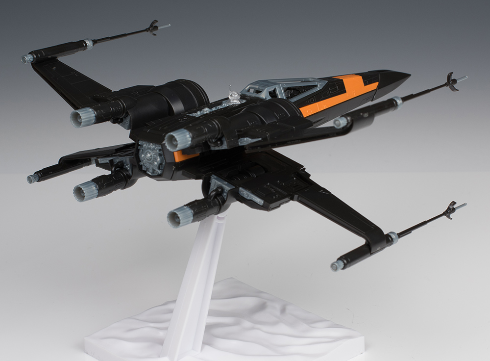 1/72 Poe's X-Wing fighter BANDAI - Star Wars