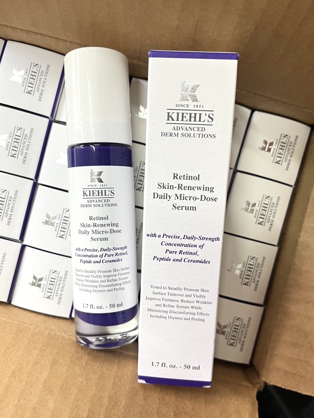 Kiehl's Retinol Skin Renewing Daily Micro Dose Serum 50ml. (หมดอายุ 12/2025)