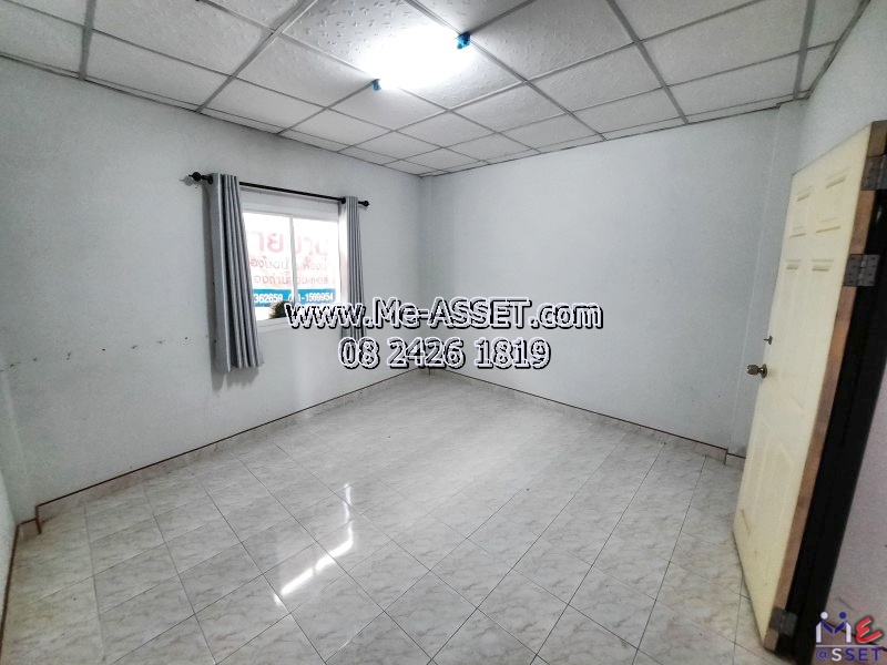 ขายทาวน์เฮ้าส์ ย่าน สถานีรถไฟหนองปลิง ซอยหนองปลิงรวมใจ30 อำเภอเมือง นครสวรรค์ : ใกล้ อบต.หนองปลิง : 2 ชั้น 18.5 ตร.วา