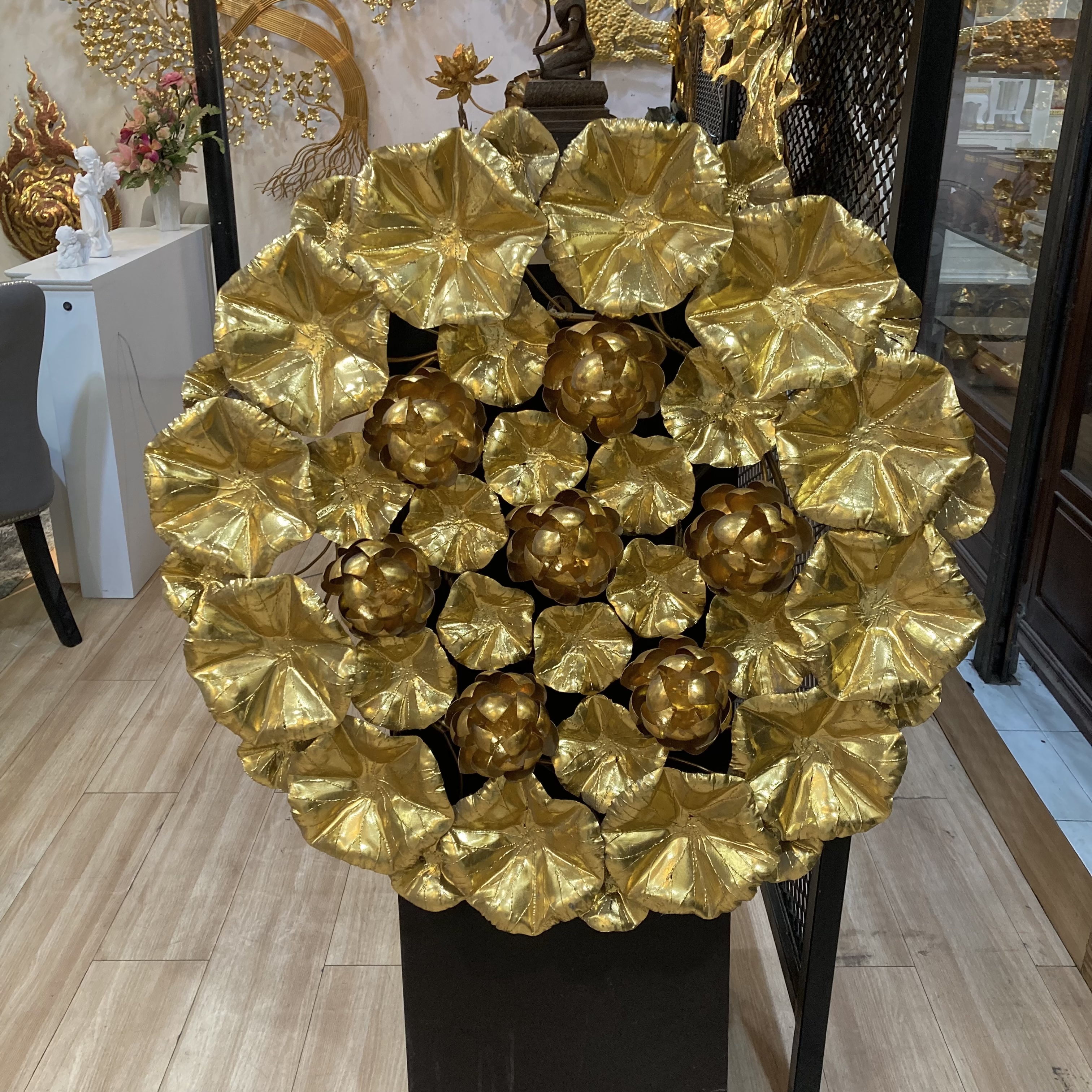 กอบัวทอง (100x100 cm)