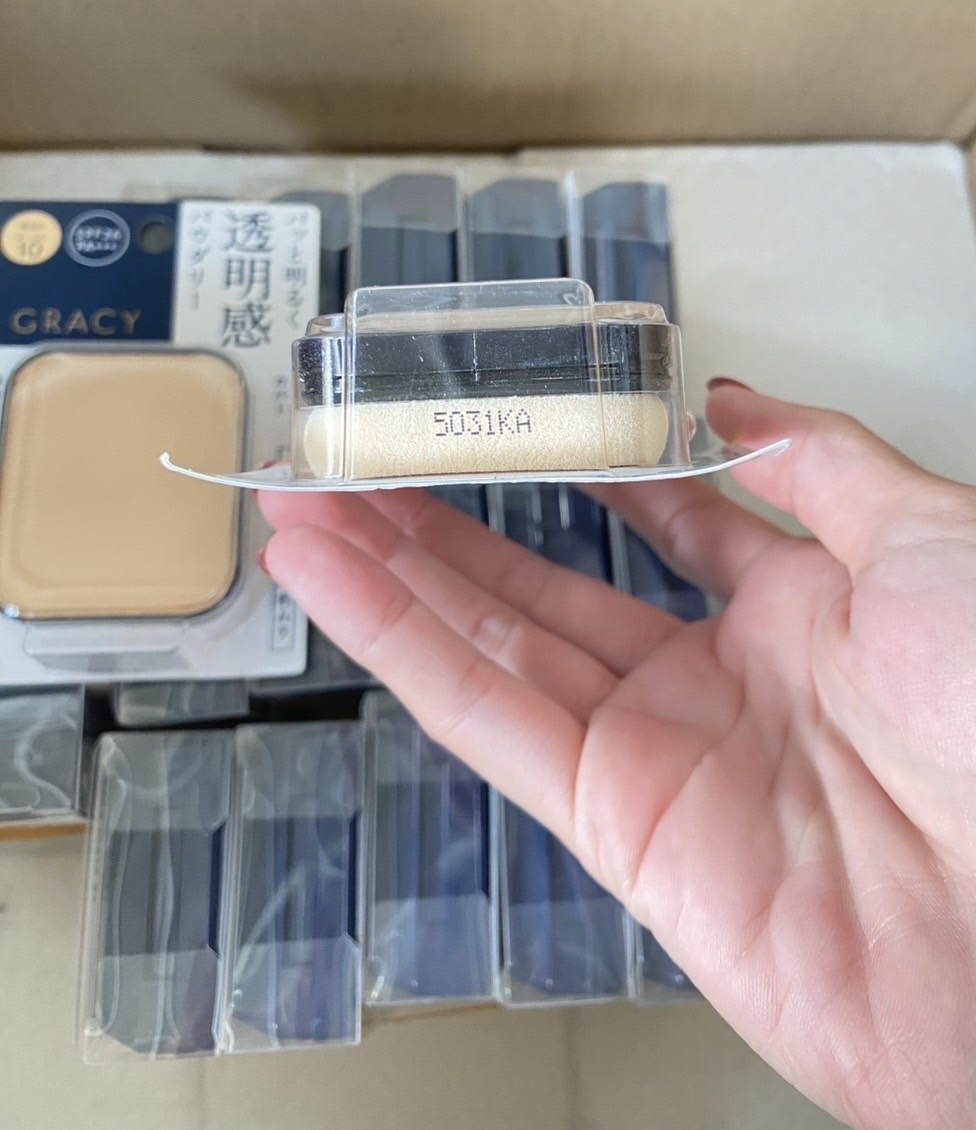 Shiseido INTEGRATE GRACY White Powder Foundation 11g refill รุ่นสีน้ำเงิน เน้นผิวขาวกระจ่างใสแป้งผสมรองพื้น (1ชิ้น)