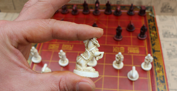 ชุดหมากรุกจีนกองทัพจีน L