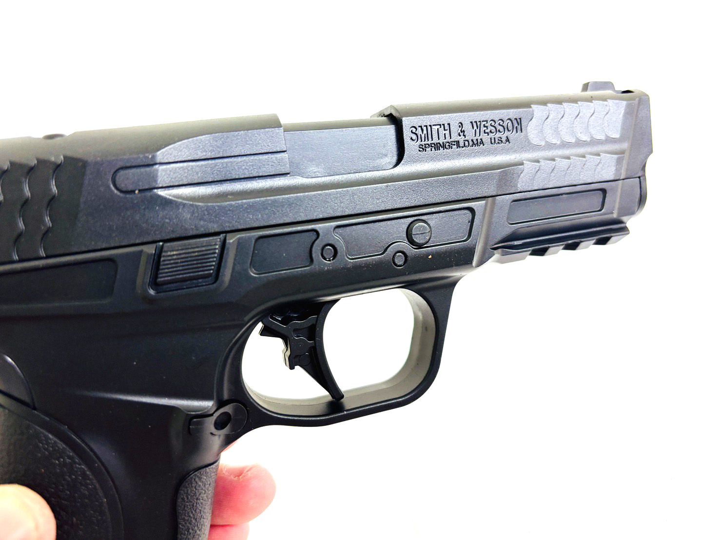 ปืนอัดลมสั้น รุ่น M&P9 Smith&Wesson ระบบชักยิงทีละนัด