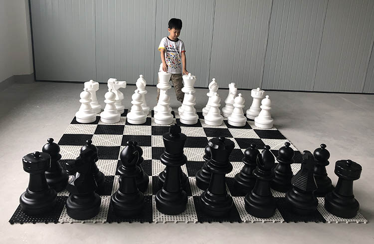 25" Giant Chess Set with Plastic Rubberized Vinyl Board ชุดหมากรุกยักษ์25นิ้ว+กระดานพลาสติกยาง