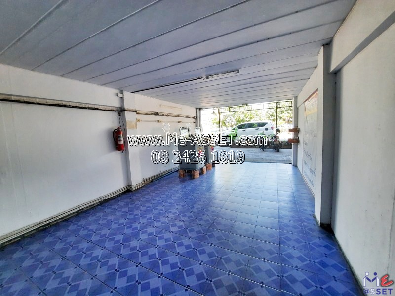 ขายอาคารพาณิชย์ พร้อมกิจการหอพัก 135 ห้อง ย่าน ซอยใจเอื้อ บางขะแยง อำเภอเมืองปทุม : ซ.ใจเอื้อ 1 : 10 คูหา 5 ชั้น 232.3 ตร.วา