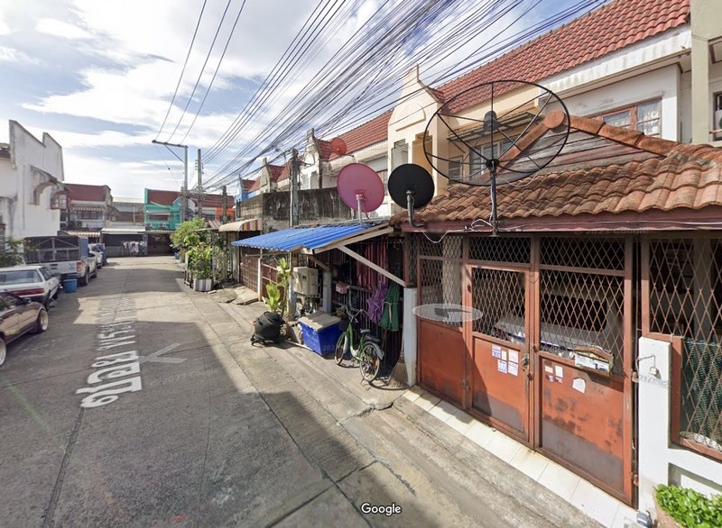 MH66031 ขายทาวน์เฮ้าส์ หมู่บ้านดวงกมล 18 ตร.ว.ซอยพระยาสุเรนทร์ 35 แขวงบางชัน เขตคลองสามวา กรุงเทพมหานคร