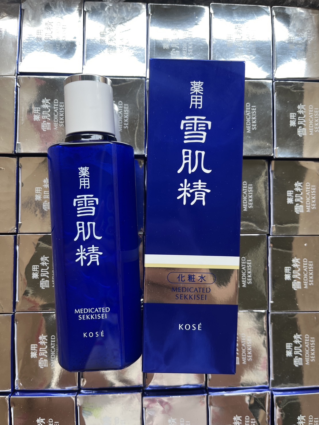 หื้ว ตปท. น้ำตบโลชั่น Kose Medicated Sekkisei Lotion 200ml. ของแท้ หมดอายุ2027