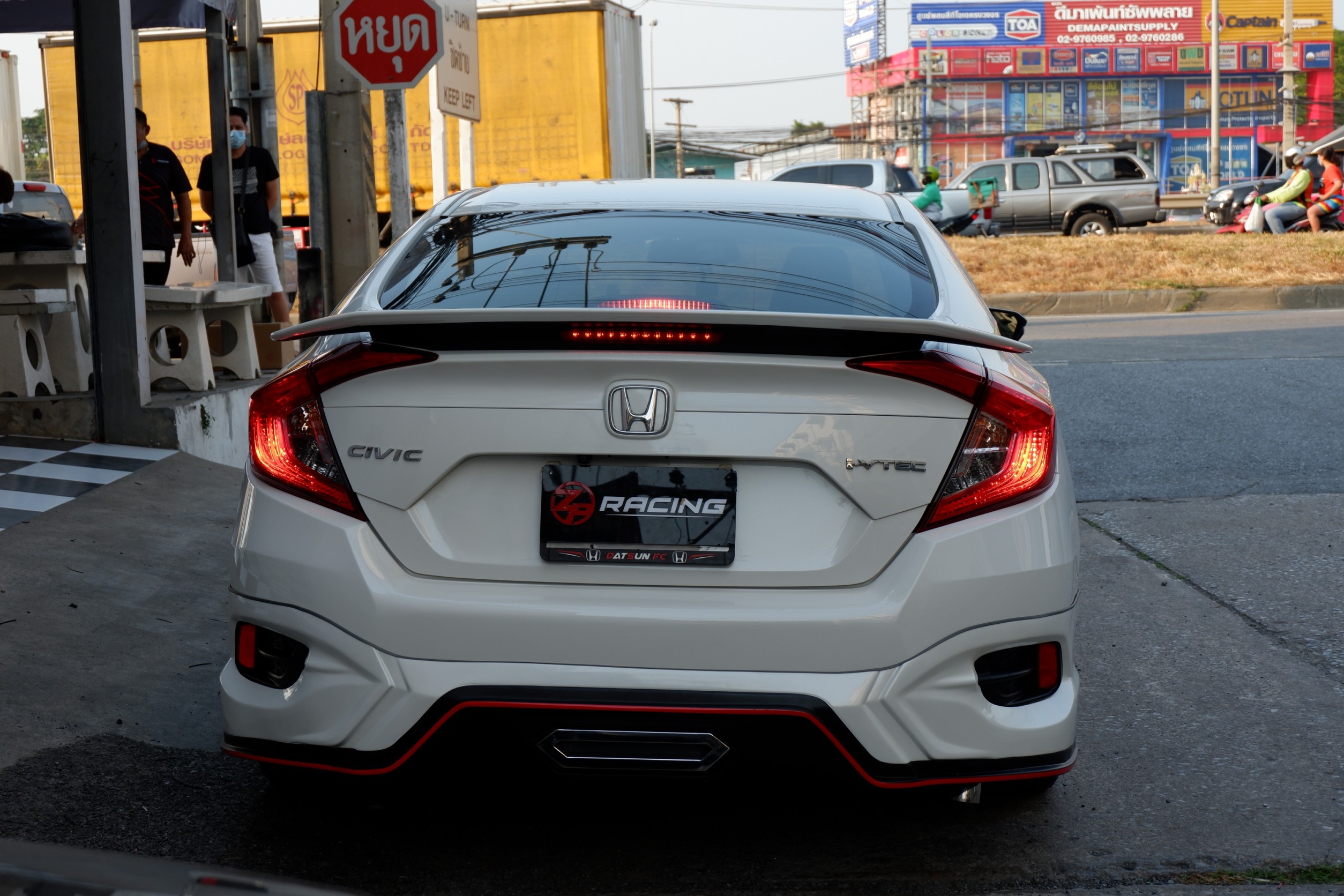 ชุดแต่ง FC ทรง LION 2016-18