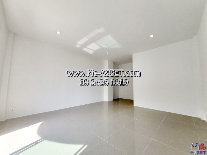 ขายทาวน์เฮ้าส์รีโนเวทใหม่ ย่าน อ้อมน้อย กระทุ่มแบน พุทธสาคร เศรษฐกิจ1 เพชรเกษม118 : ม.บ้านพงษ์ศิริชัย 1 : 3 ชั้น 17 ตร.วา