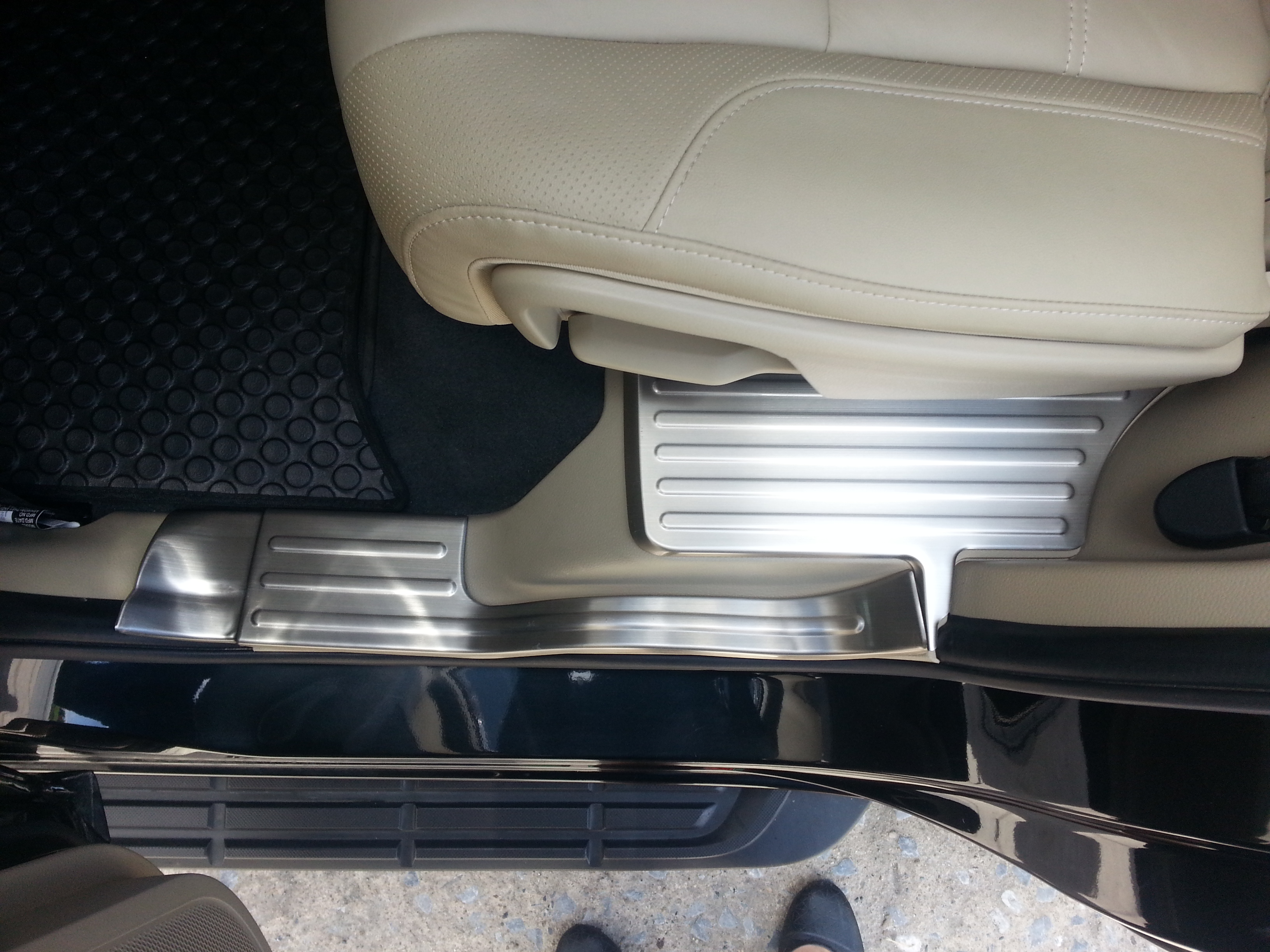 คิ้วบันไดด้านใน รุ่น 2.2 และ 3.2