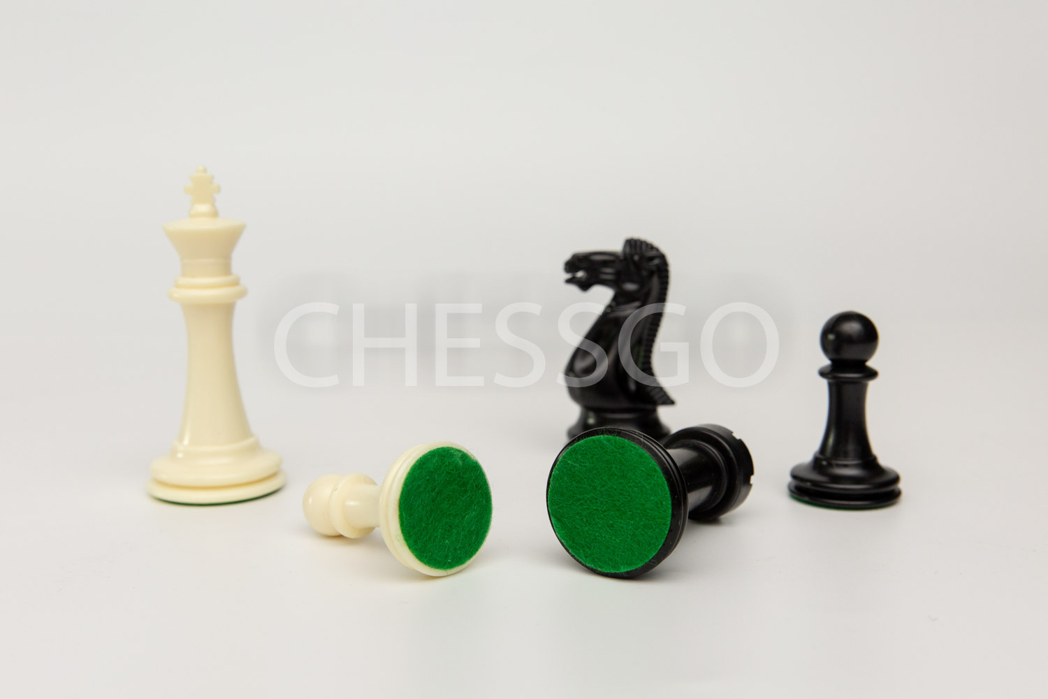 ชุดหมากรุกสากล Big Knight Chess Set