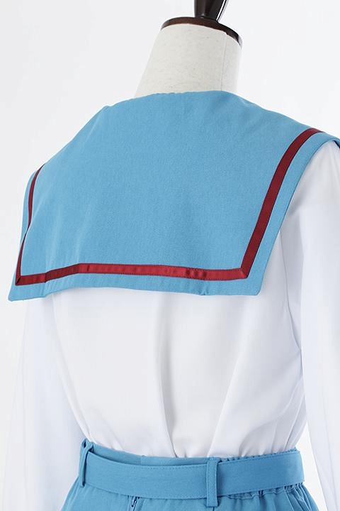 ชุดนักเรียนหญิงจากฮารุฮิ