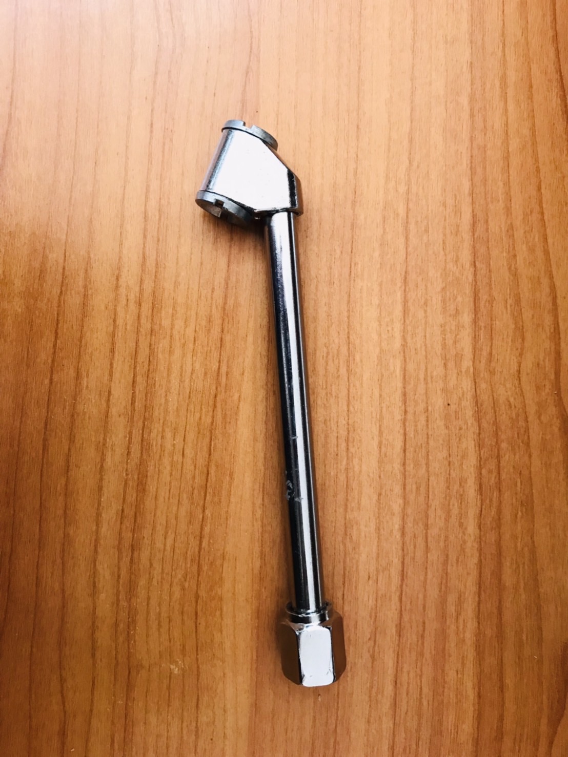 หัวเติมลมยาง 6 นิ้ว เกลียวใน ขนาด 8 มม. #523882