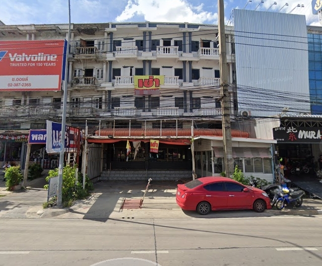 MDH6708 เช่าอาคารพาณิชย์ ติดถนนศรีนครินทร์ ใกล้ถนนใหญ่สุขุมวิท เนื้อที่ 67ตารางวา พร้อมอาคาร 4 ชั้น 3 คูหา เช่า 30000 บาท