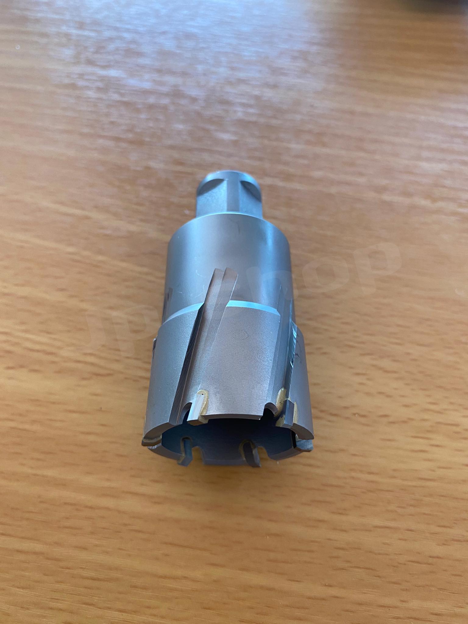 ดอกสว่านเจ็ทบอส แบบโฮลซอว์คาร์ไบ สำหรับเจาะเหล็กหนา ด้วยสว่านแม่เหล็กไฟฟ้า ขนาด37*35มม. #37735