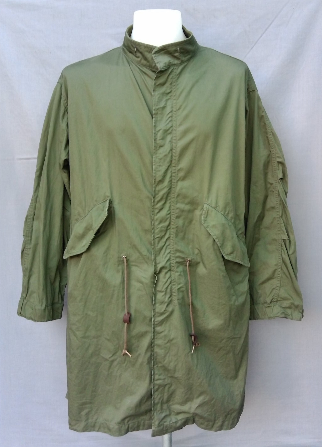 เสื้อปาร์ก้า แฟชั่นทหาร