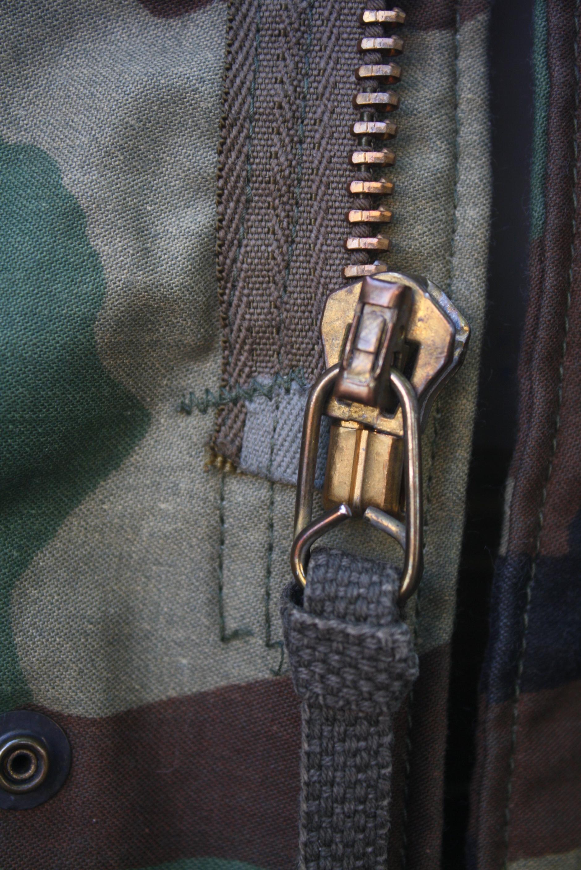 เสื้อทหารสหรัฐ M65 ลายพราง woodland XS-R