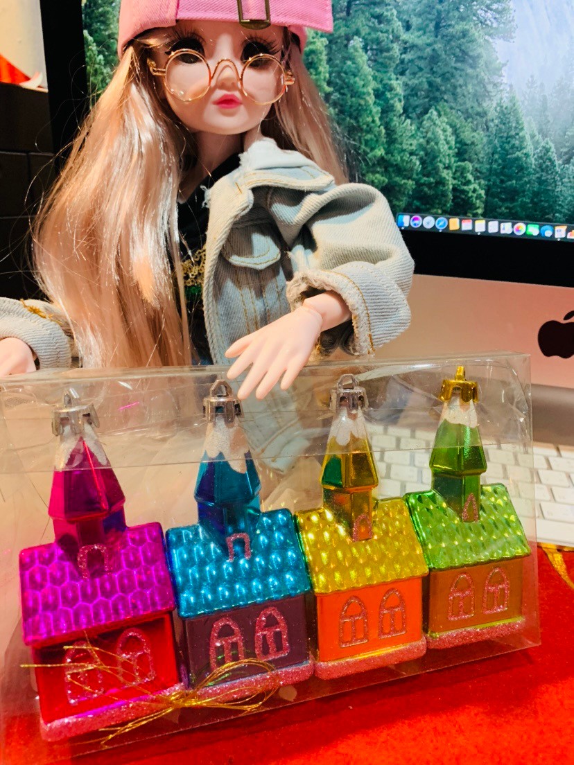 ลูกบอลคริสต์มาสรูปบ้านหลากสีสัน สวยงามสินค้าราคาถุกในวันคริสต์มาสตกแต่งบ้าน