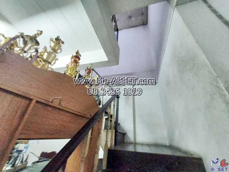 ขายทาวน์เฮ้าส์ ย่าน อบต.ยายชา วัดเดชานุสรณ์ วัดสรรเพชญ สามพราน นครปฐม : ม.เพชรไพฑูรย์ : 2 ชั้น 18 ตร.วา