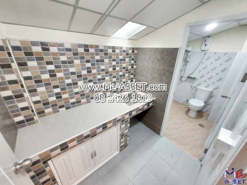 ขายทาวน์เฮ้าส์ รีโนเวทใหม่ ย่าน ประชาชื่น วงศ์สว่าง คลองประปา บางซื่อ จตุจักร : ม.ซีเมนต์ไทย : 2 ชั้น 15 ตร.วา