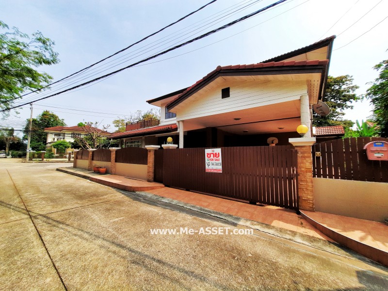 ขายบ้านเดี่ยว ม.นันทวัน (วงแหวน-รัตนาธิเบศร์) ถ.ตลิ่งชัน-สุพรรณบุรี ต.เสาธงหิน อ.บางใหญ่ นนทบุรี หลังมุม / พื้นที่ 2 ชั้น 85 ตารางวา