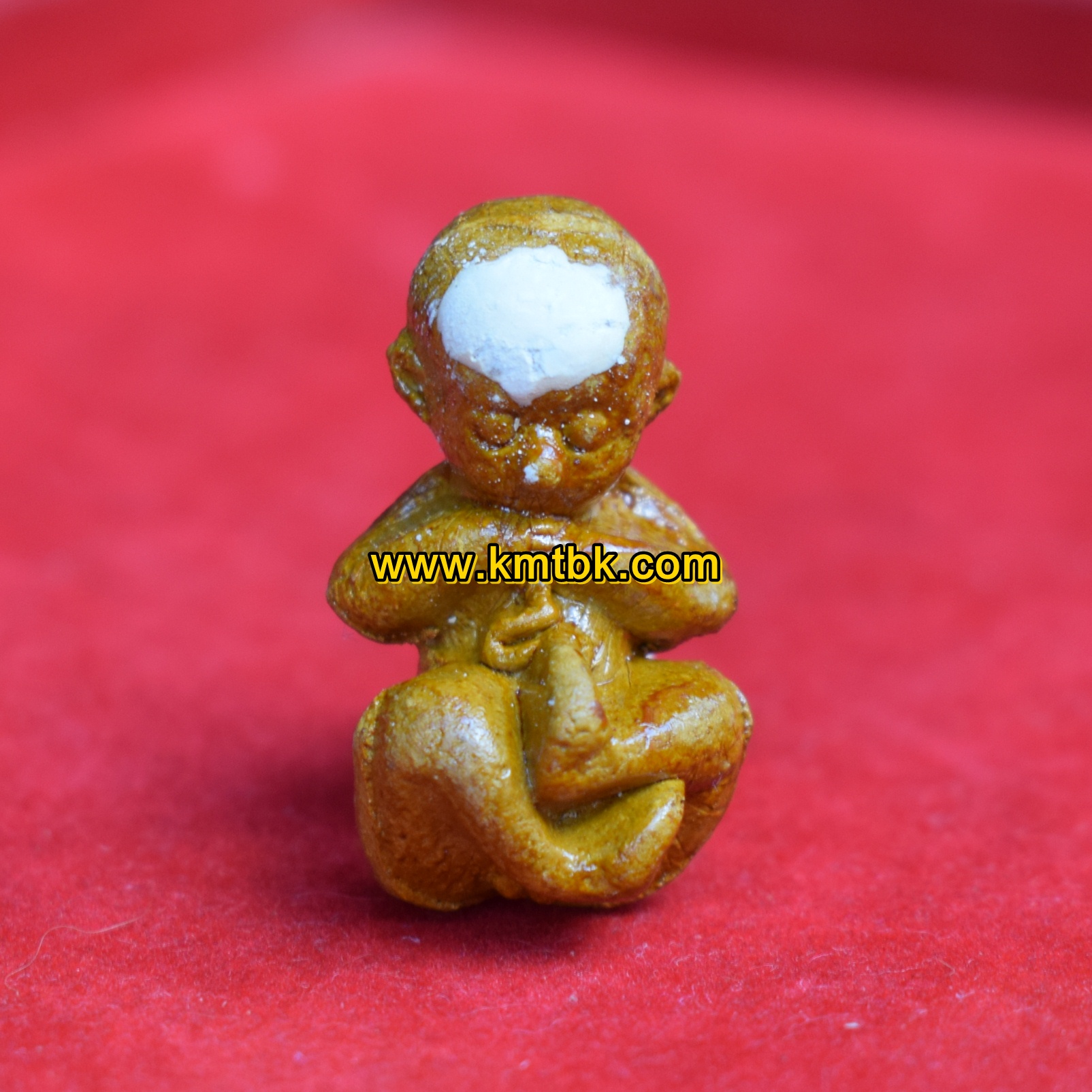 ลูกกรอกคะนองฤทธิ์ หลวงพ่อกอย วัดเขาดินใต้ จ.บุรีรัมย์ เนื้อผง ขนาดพกพา 1นิ้ว รุ่นรวยอย่างแรง ปี2553