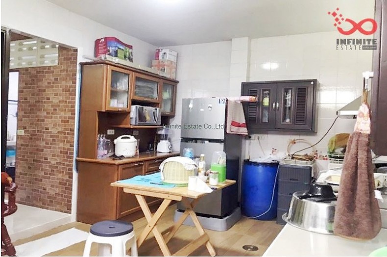 ขายทาวน์เฮ้าส์ หลังมุม ม.วีรวัฒน์ ถ.เพชรเกษม 94 แขวงบางแคเหนือ เขตบางแค กรุงเทพ ใกล้รถไฟฟ้า / พื้นที่ 2 ฃั้น 28 ตารางวก