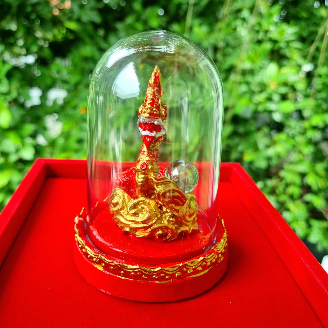 ครอบแก้ว พญานาค พร้อมลูกแก้ว เสริมโชคลาภ มี 5 สี เขียว ขาว ทอง แดง ดำบูชาหน้ารถ โต๊ะทำงาน ในร้านค้า หิ้ง +แถมฟรีผ้ายันต์ สำเนา