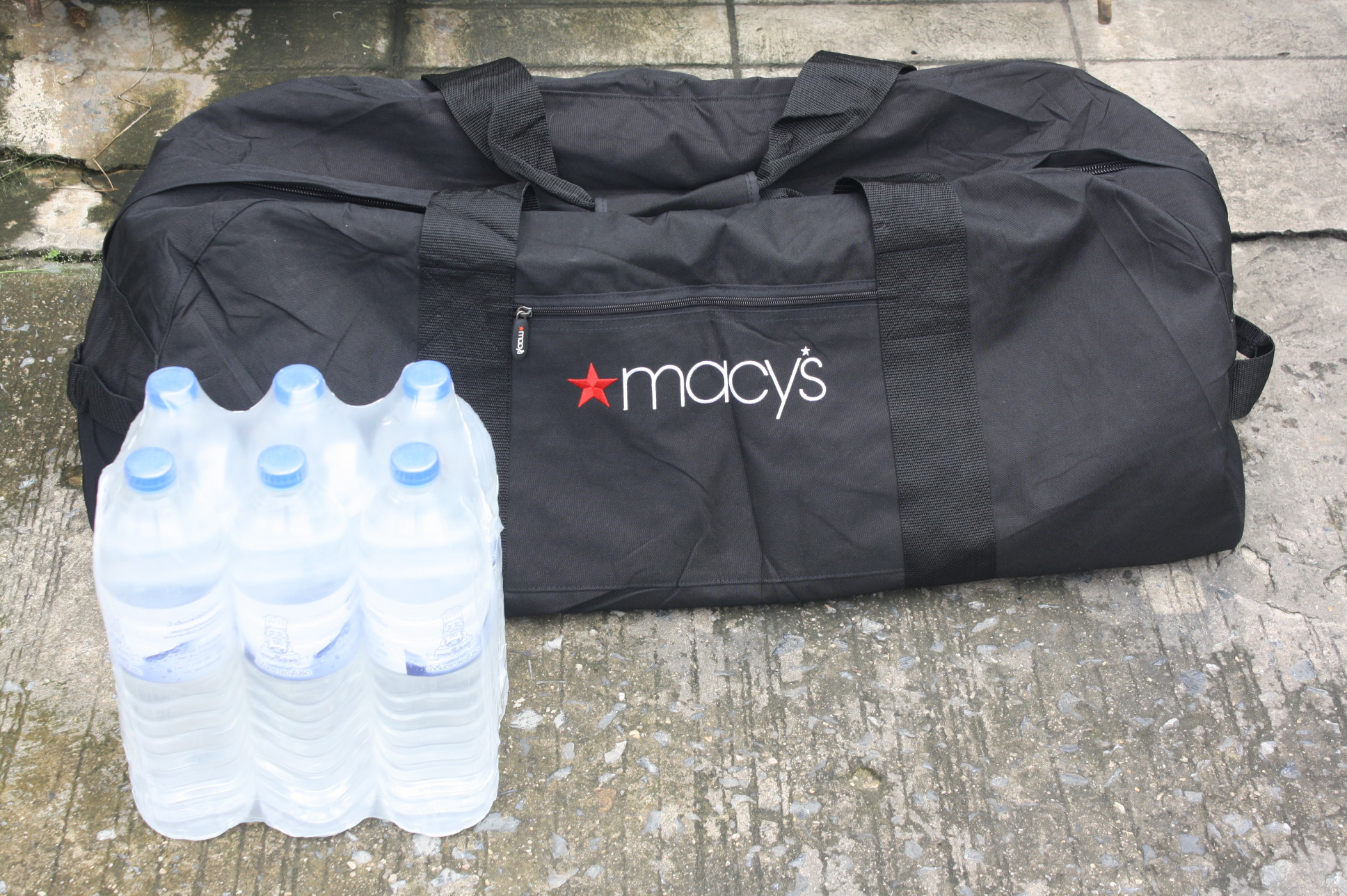 กระเป๋าเดินทาง