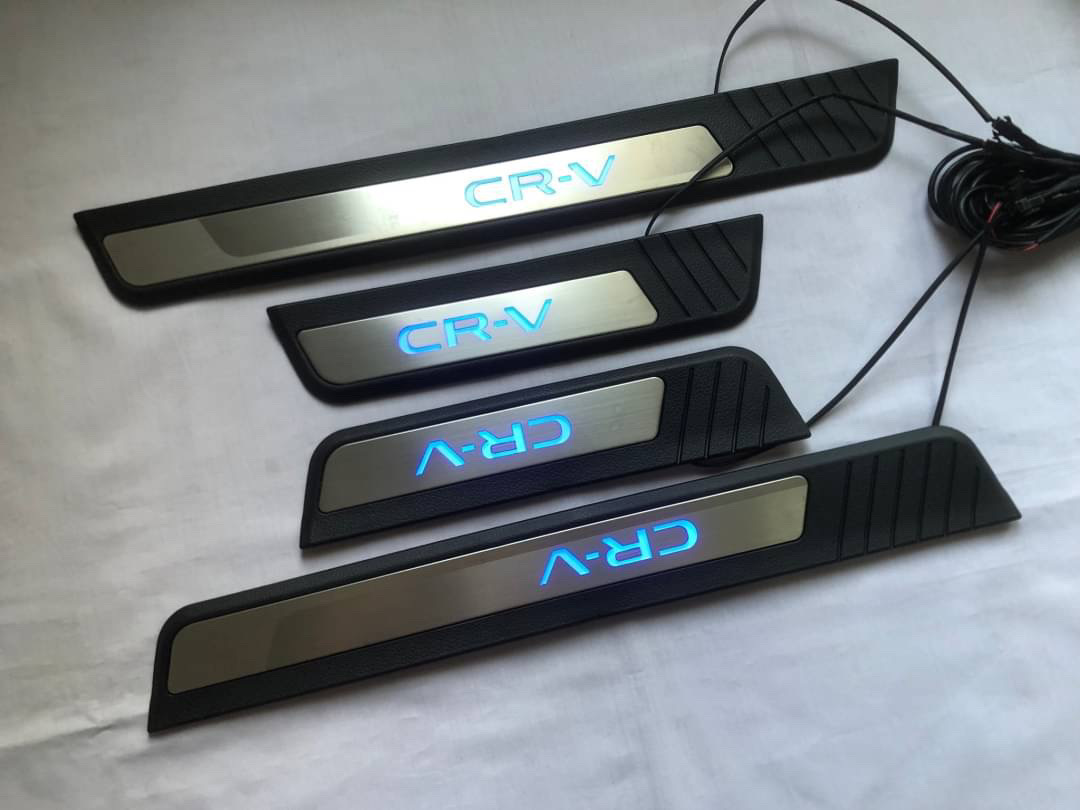 คิ้วบันได ชายบันได Honda CR-V G6 2023-2026 มีไฟ LED